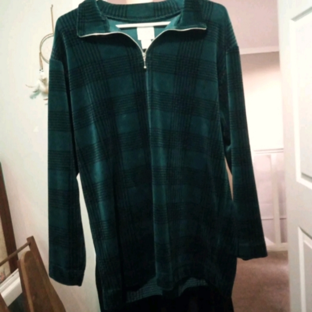JR Bentley sweatshirt